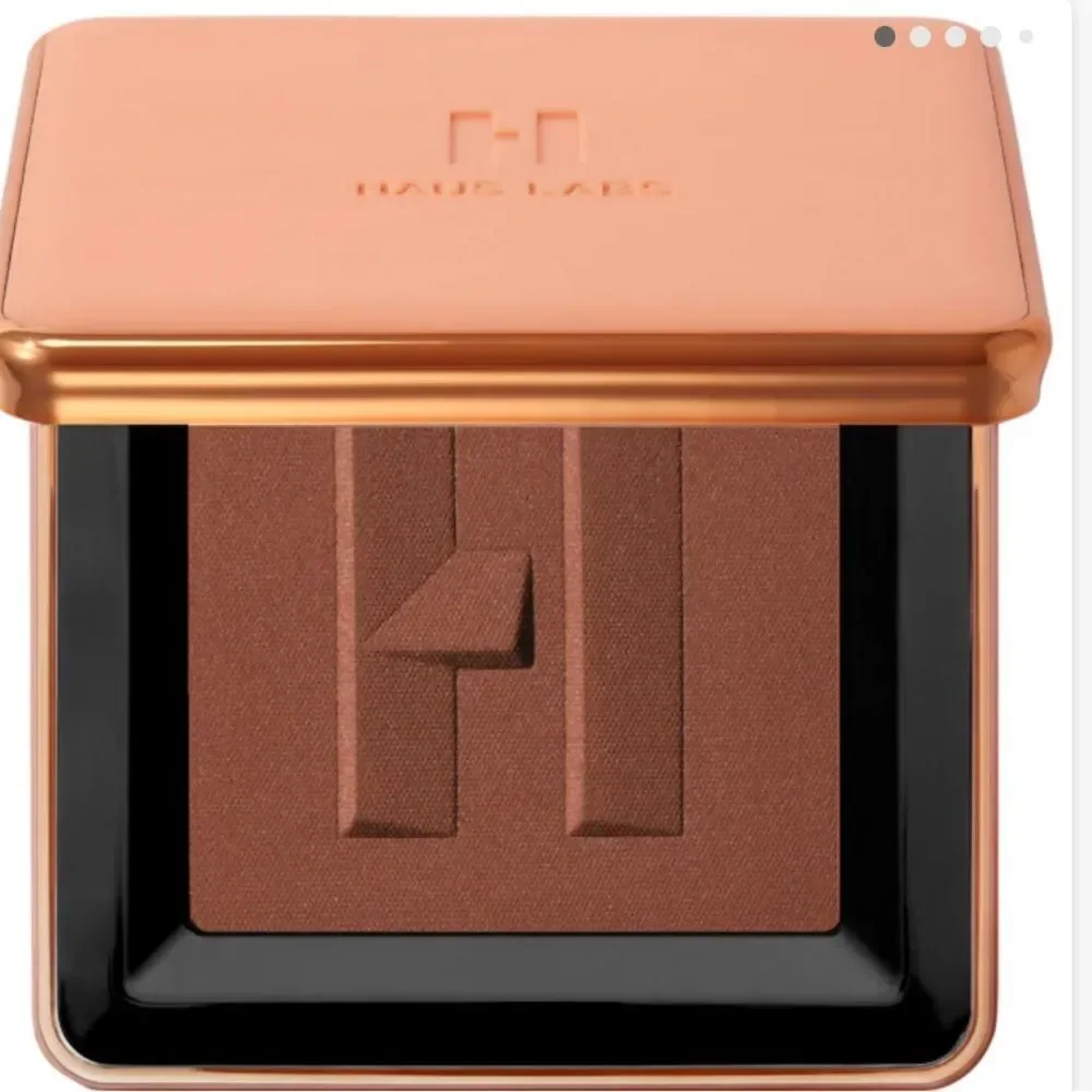 HAUS LABS BY LADY GAGA Power Sculpt Velvet Talc-Free Powder Bronzer